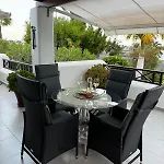 Privada Con Jardin,2 Hébergement de vacances